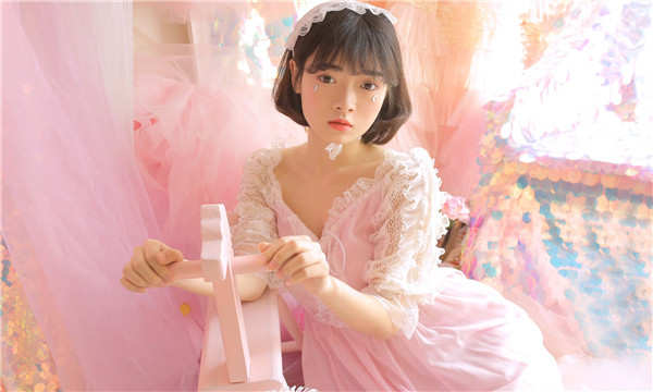 贡井供卵试管代怀生子多少钱？这一直是很多不孕不育家庭关注的话题。在中国，不孕不育的发生率越来越高，根据《中国不孕不育现状调研报告》显示，育龄夫妇的不孕不育率从20年前的3%增长至现在的12.5%-18.2%，患者人数高达6000万以上。在这样的背景下，许多家庭通过供卵试管来实现自己的生育梦想。那么，供卵试管代怀生子的费用到底是多少呢？